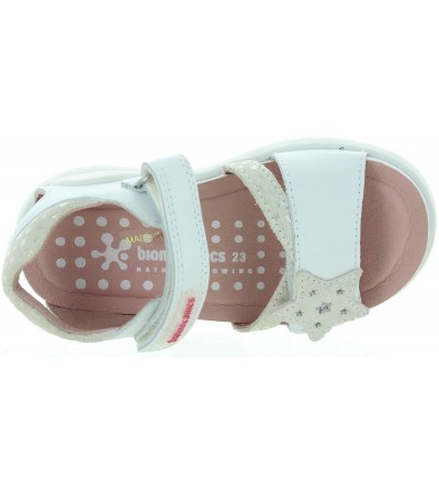 Sandals for girls wth soft soles and arches 