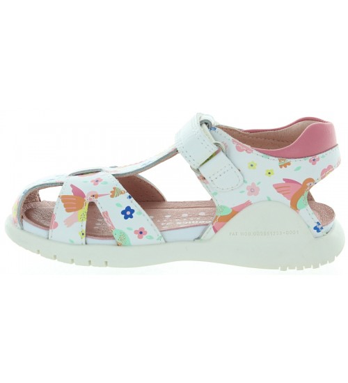 Sandals from Biomecanics closed toe for girls 