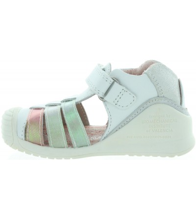 Sandals for baby with good arch for foot correction