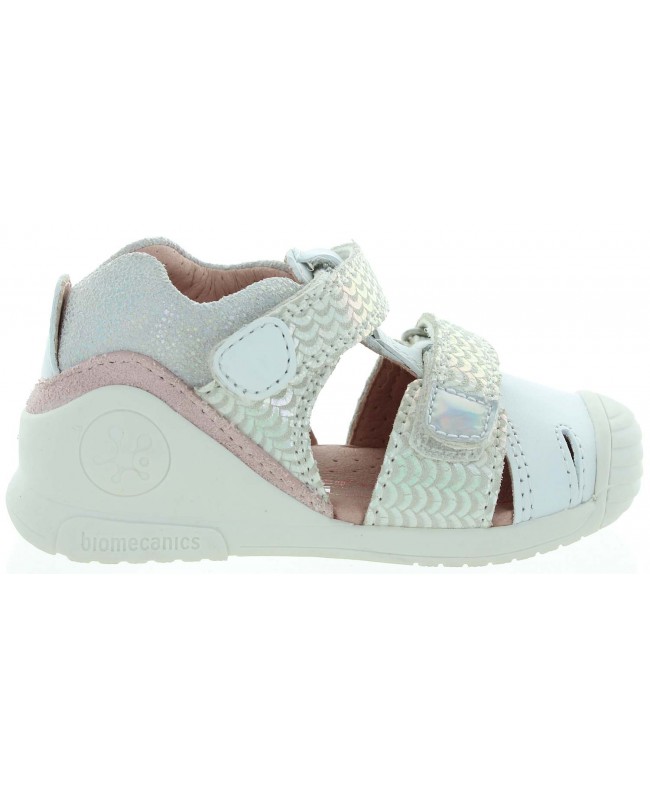 Active toddler closed toe sandals pronation