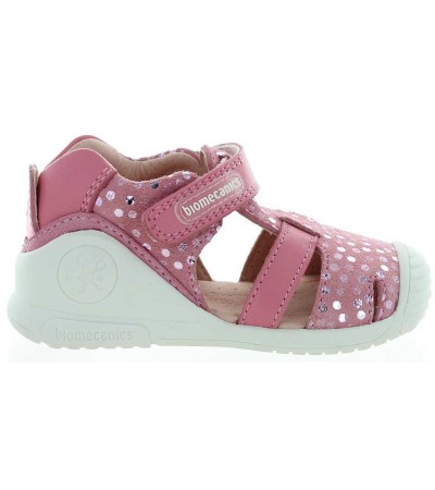 Sandals with great arch support in fuschia leather