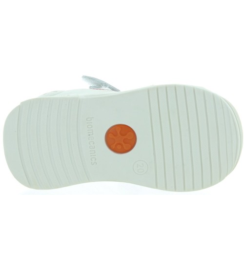 Toddler sandals with pronation for flat feet