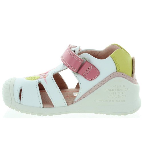 High top walking sandals for a first walkers 