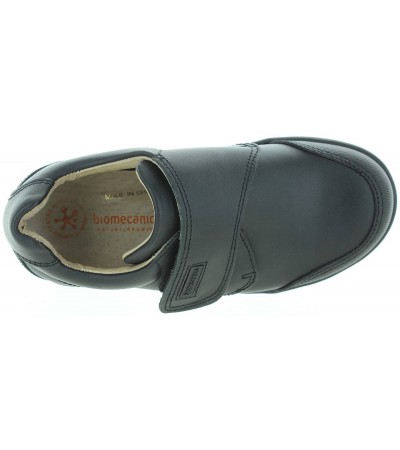 School shoes from Europe made with black leather 