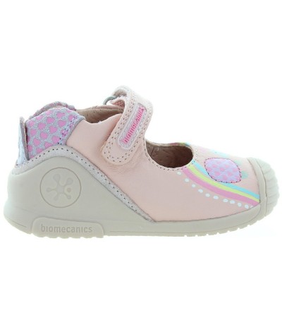 Soft leather shoes for a baby 