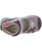 New walking soft shoes for a baby learning to walk