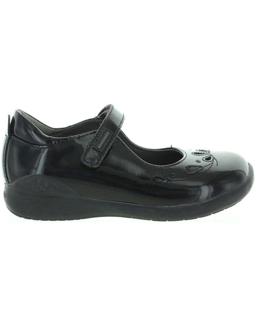Kinga Black
