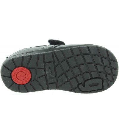 Spanish dress shoes for a child 