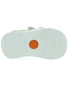 White leather baby boy sneakers with arches