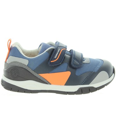 Boys sporty sneakers from Spain 