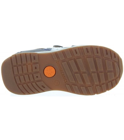 Sneakers for boys from Spain that are orthopedic