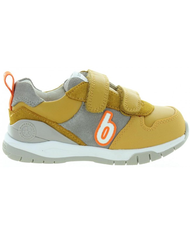 Sneakers for kids with best arch support for flat foot 