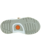 Flat foot sneakers for kids with best arch 