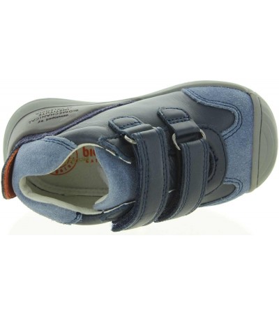 New walking sneakers for baby boys