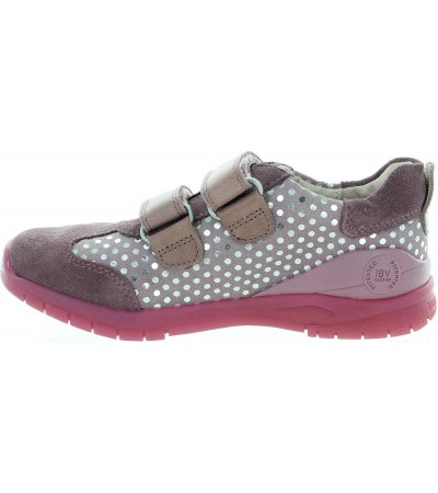 Fashion sneakers for a child that are European and supportive 