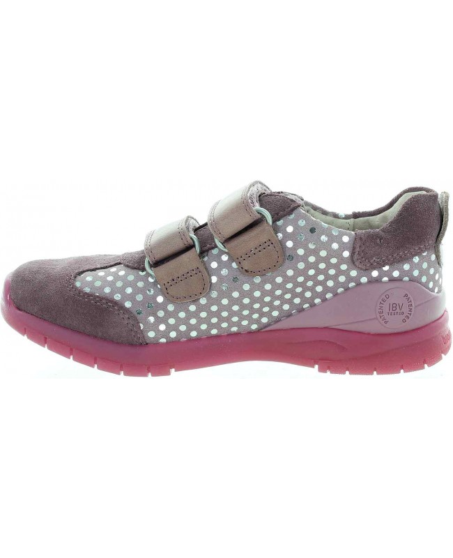 Fashion sneakers for a child that are European and supportive 