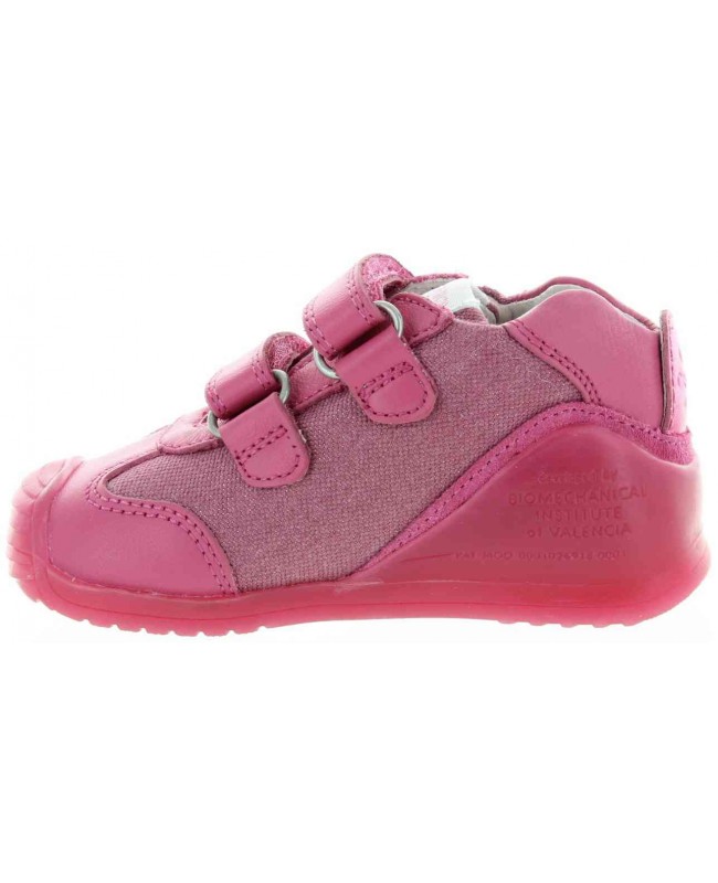 Baby girls good sneakers 