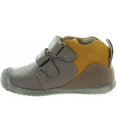 Babies shoes special that provide best arch 