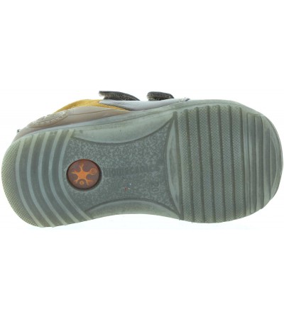 Babies shoes special that provide best arch 