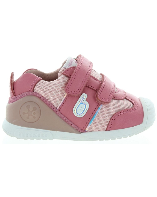 Baby sneakers made out of rose/pink leather 