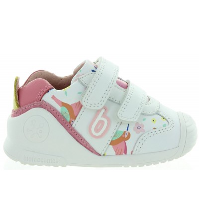 Kids with orthopedic sneakers for kids
