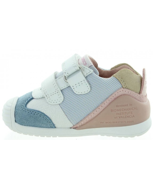 Ankle high sneakers for a baby girl European 