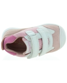 Corrective baby shoes with arches 