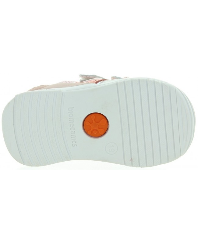 Baby shoes with arches that are corrective 