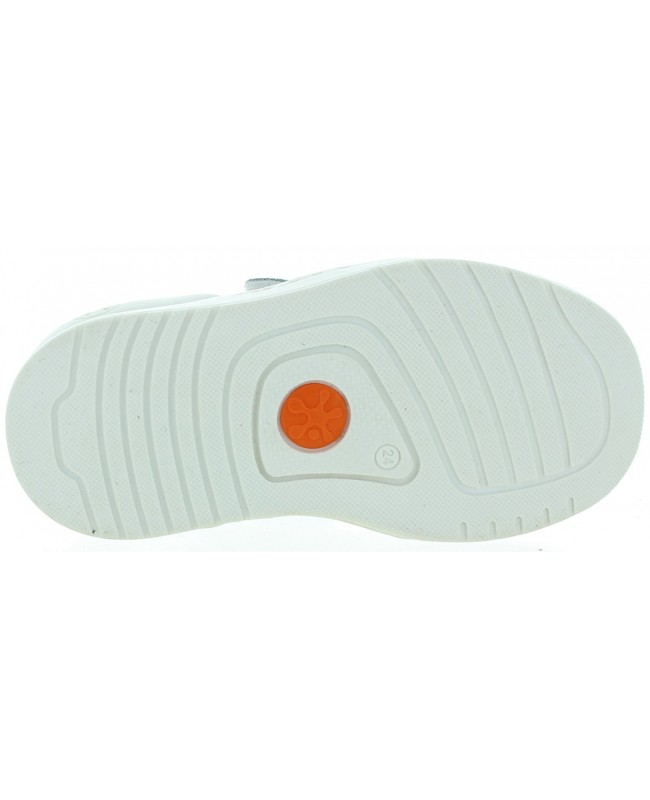 Sneakers for toddlers with flexible soles