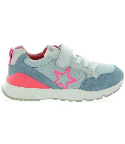 Special sneakers for girls designed to correct kids feet