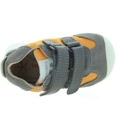 Flat feet baby sneakers for weak ankles