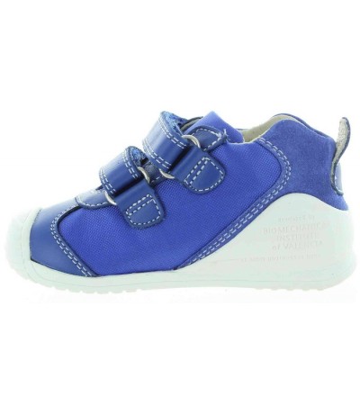 Sneakers for toddler with fallen ankles