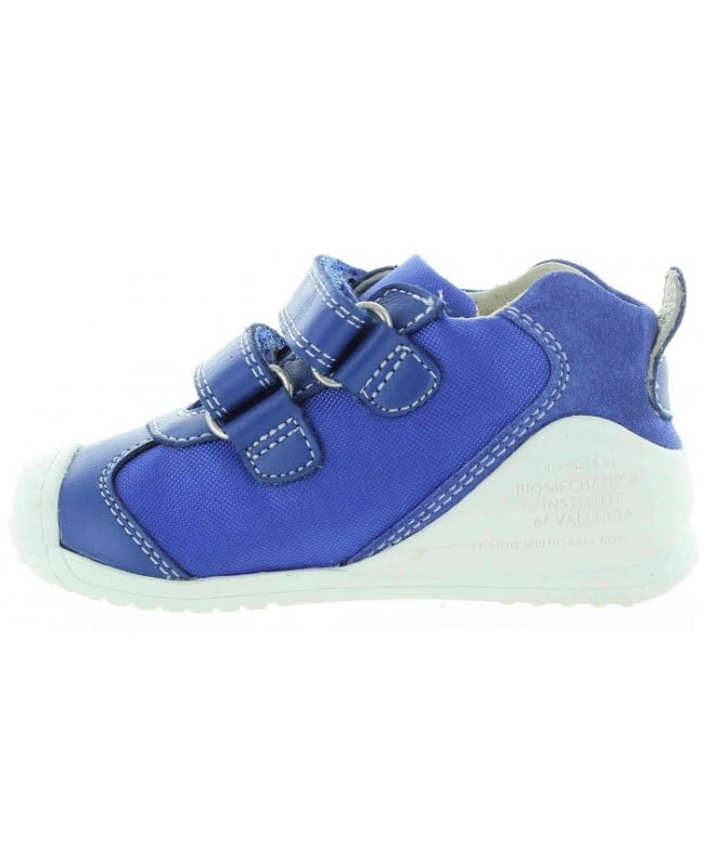 Sneakers for toddler with fallen ankles
