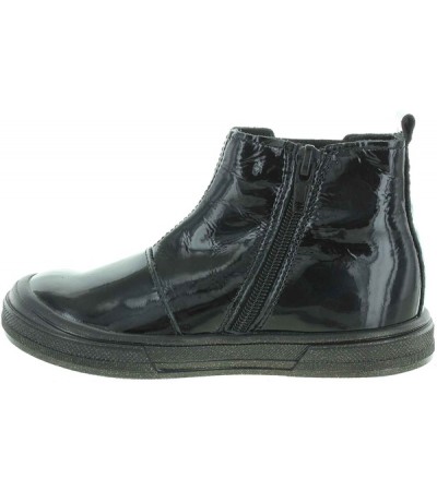 Boots for girls with falling ankles that are pediatric from Europe