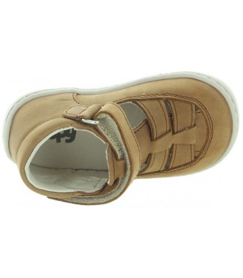 Supportive closed back boy sandals