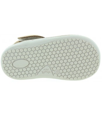 Supportive closed back boy sandals