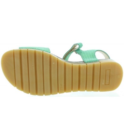 Green leather teen sandals that are fully adjustable 