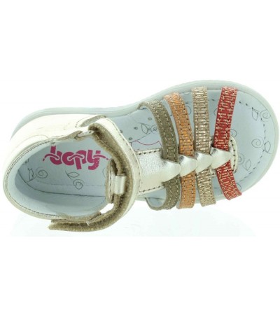Baby sandals with open toe in gold