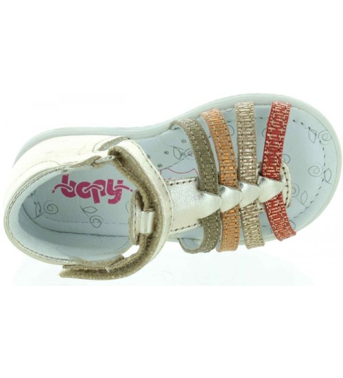 Baby sandals with open toe in gold