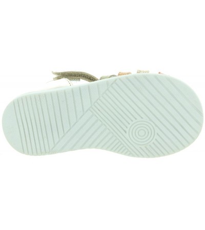 Baby sandals with open toe in gold