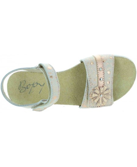 Sandals for flat feet that are special