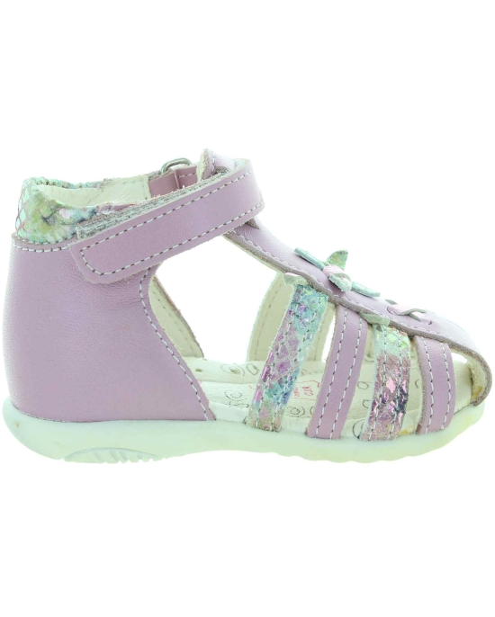 Quality shoes from France that are best for infant learning to walk