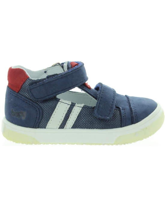 Sandals for kids with profiled arched soles 