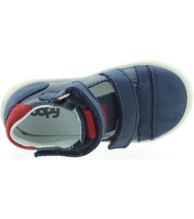 Sandals for kids with arch inside profiled soles 