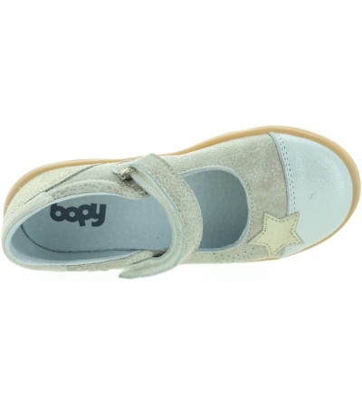 Leather girls casual shoes in beige 