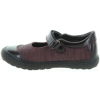 Girls shoes for Fall that are durable 