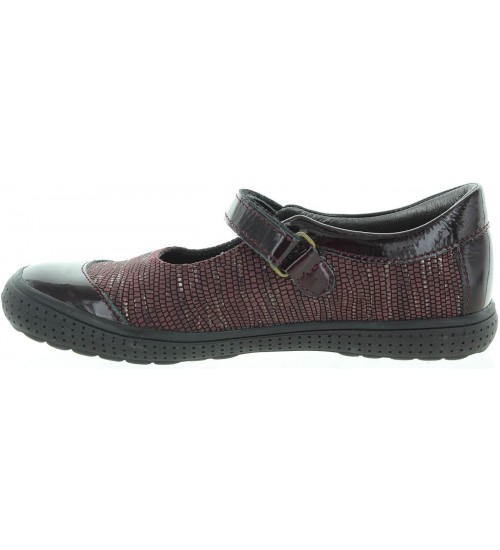 Girls shoes for Fall that are durable 