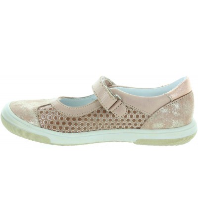 Good support shoes to form kids feet