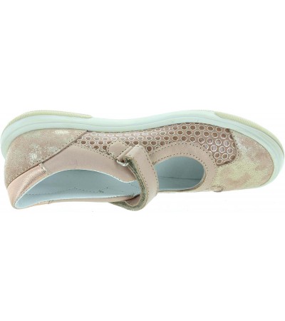 Good support shoes to form kids feet