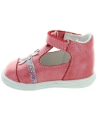 Baby shoes recommended by podiatrist